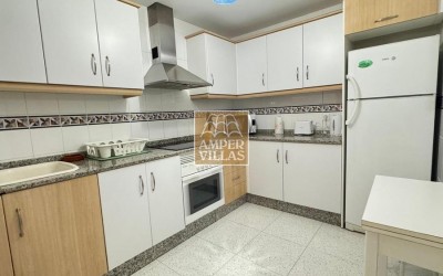 Spacious flat with a fantastic terrace in the harbour of Campomanes, Altea.